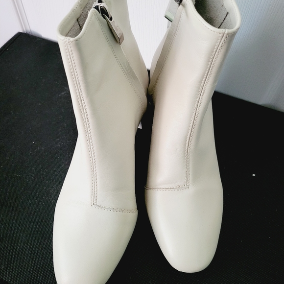Zara Shoes Zara White Cream Leather Booties Brand New Poshmark